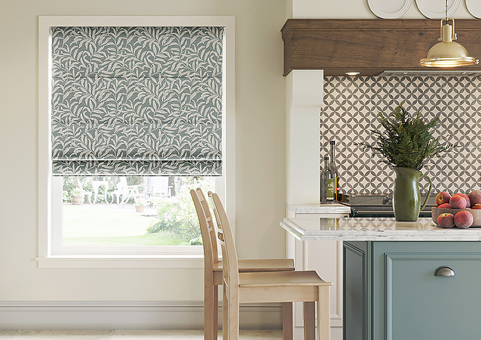 Trailing Vines, Victorian Blue - Roman Blind - Image 3